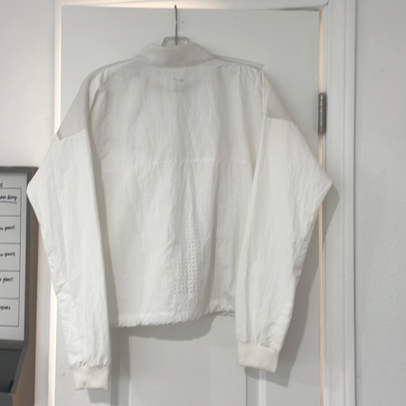 NIKE WINDBREAKER SIZE LARGE - Picture 6 of 6